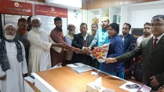 আশাশুনি ইউএনও'র সাথে শিক্ষক পরিষদ নেতৃবৃন্দের সাক্ষাৎ