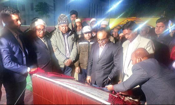 গোমস্তাপুর থানা ব্যাডমিন্টন মাঠ উদ্বোধন