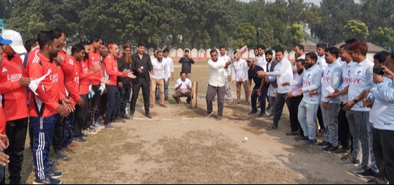 বীরগঞ্জে প্রীতি ক্রিকেট ম্যাচ অনুষ্ঠিত