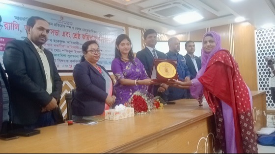 মোল্লাহাটে বেগম রোকেয়া দিবস পালন