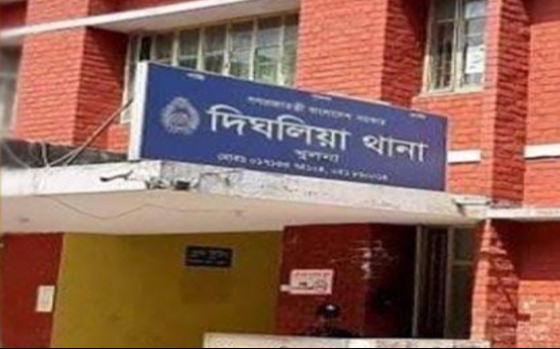 দিঘলিয়ায় দুর্বৃত্তদের অপতৎপরতা: চুরি ও চাঁদাবাজী অব্যহত