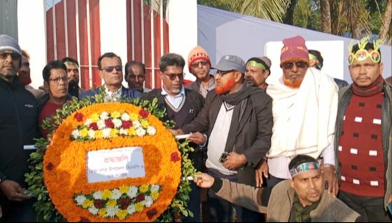 ইন্দুরকানীতে মহান বিজয় দিবস উপলক্ষে পুষ্প অর্পণ বিএনপির