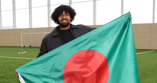 হামজা চৌধুরী এখন বাংলাদেশের