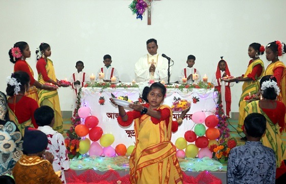 ফুলবাড়ীতে বড়দিন পালিত