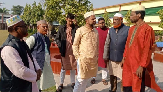 আশাশুনি সরকারি কলেজ পরিদর্শনে জেলা প্রশাসক