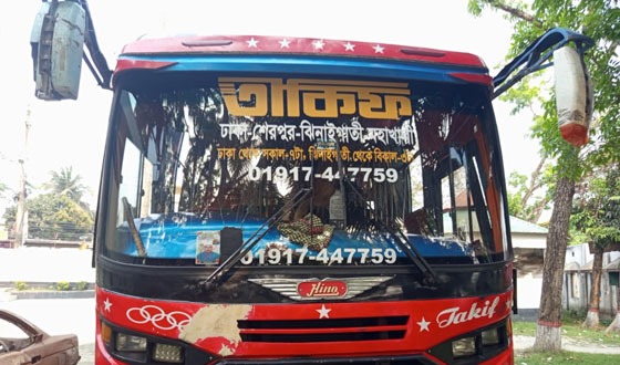 শেরপুরে বাসের ডাকাতির চেষ্টাকালে যাত্রীকে ছুরিকাঘাত
