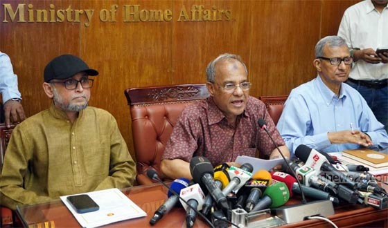 নববর্ষ উদযাপন ঘিরে নিরাপত্তা নিশ্চিতে প্রস্তুত সরকার: স্বরাষ্ট্র উপদেষ্টা