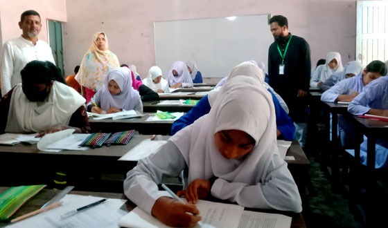 ঘোড়াঘাটে ৫টি কেন্দ্রে এস,এস,সি ও সমমান পরীক্ষা অনুষ্ঠিত