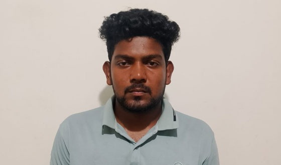 বগুড়ায় ব্ল্যাকমেইল ও পর্নোগ্রাফি মামলার প্রধান আসামি অস্ত্রসহ গ্রেপ্তার