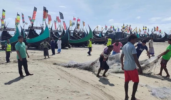 টেকনাফ-উখিয়ার জেলে পরিবারে আতঙ্ক