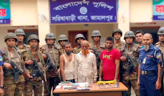 সরিষাবাড়ীতে ৯টি দেশীয় অস্ত্র উদ্ধার, ৩ মাদক কারবারিকে জেল হাজতে প্রেরণ