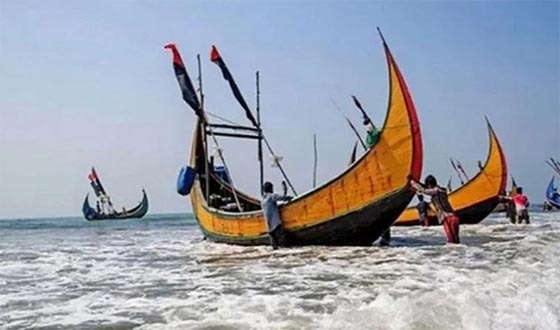 সাগরে ৫৮ দিনের মাছ ধরা বন্ধের নিষেধাজ্ঞা শুরু