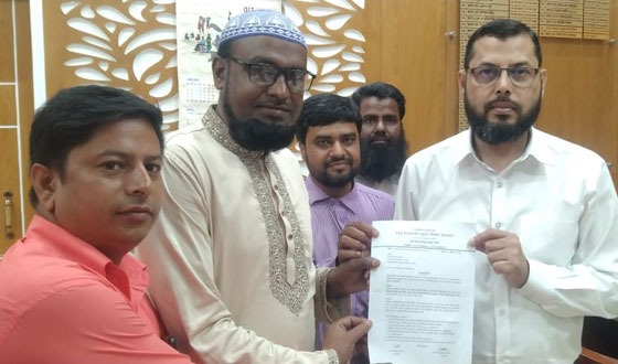 প্রধান উপদেষ্টা বরাবর ইবতেদায়ী মাদ্রাসা শিক্ষকদের স্মারকলিপি প্রদান