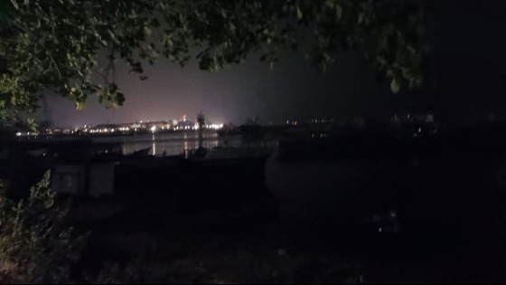 গজারিয়ায় বাল্বহেডের ধাক্কায় পানিতে পড়ে শ্রমিক নিখোঁজ