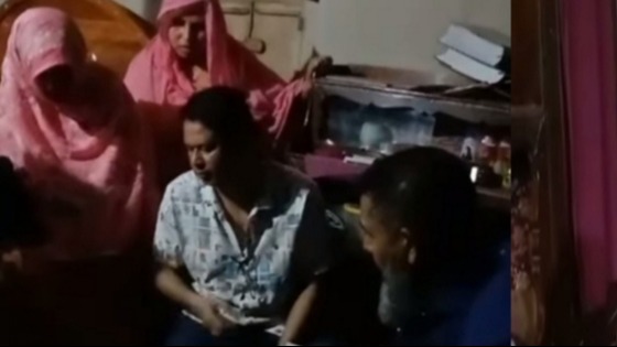 তরুণীর বাড়িতে প্রেমিককে আটকে রেখে দেনদরবারের ভিডিও, সোসাল মিডিয়ায় ভাইরাল