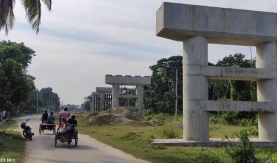 খুলনার ভৈরব সেতুর নির্মাণ কাজ বিভিন্ন জটিল কারণে আটকে আছে