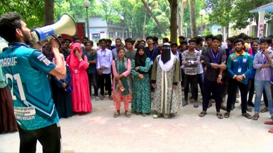 ছয়দফা দাবিতে রাজশাহী পলিটেকনিকে  শিক্ষার্থীদের বিক্ষোভ সমবেশ