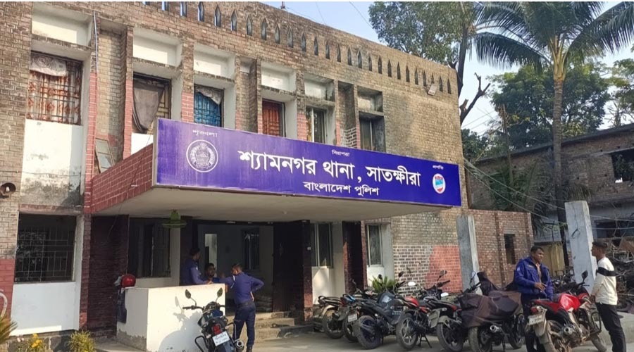 শ্যামনগরে জমির বিরোধে প্রতিপক্ষের গুলিবিদ্ধ পাঁচজন: আটক চার