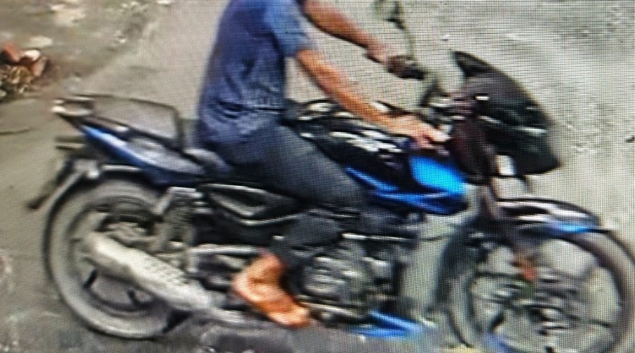 রাজারহাট উপজেলা পরিসংখ্যান অফিসারের মটরসাইকেল চুরি