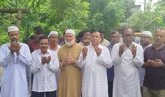 বালুয়াকান্দী ডাক্তার আব্দুল গাফফার স্কুল এন্ড কলজে হোস্টেলের কাজের উদ্বোধন