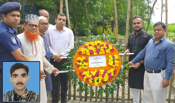 হোমনায় জুলাই শহিদ শাহ আলমের কবরে শ্রদ্ধা নিবেদন