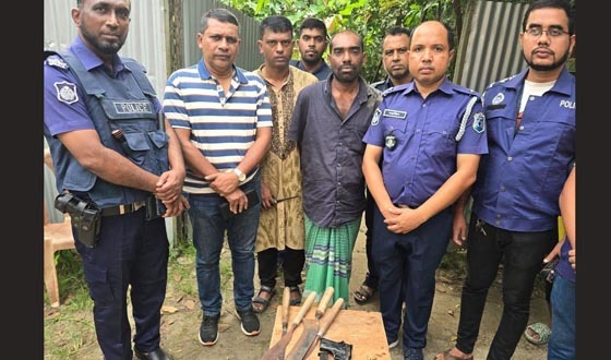 ইমামপুর ইউনিয়নে পিস্তল ও গুলি সহ যুবক আটক