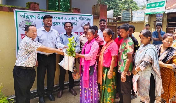 খাগড়াছড়িতে প্রশিকার আয়োজনে বৃক্ষরোপণ কর্মসূচি
