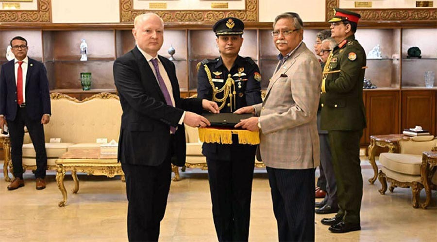 বাংলাদেশে জার্মানির নতুন রাষ্ট্রদূত ড. রুডিগার লোটজের দায়িত্ব গ্রহণ