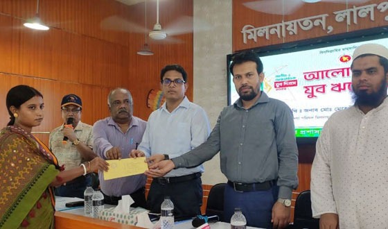 লালপুরে জাতীয় ও আন্তর্জাতিক যুব দিবস উদযাপন