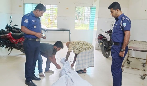 চাঁদপুর মতলবে অটোরিকশা চালককে গুলি করে হত্যা