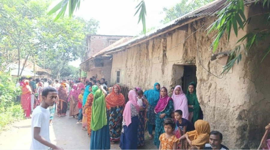 রাজশাহীতে ঋণের দায়ে একই পরিবারের ৪ জনের আত্মহত্যা