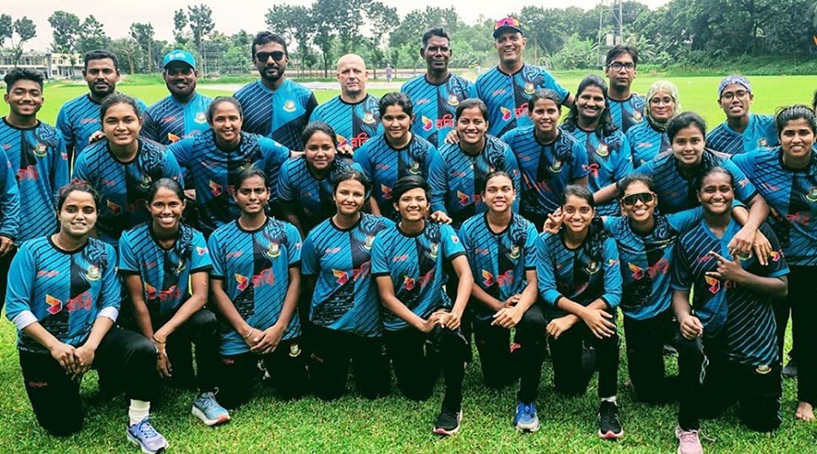 ছেলেদের অনূর্ধ্ব-১৫ দলের সঙ্গে খেলে বিশ্বকাপের প্রস্তুতি নেবে নারীরা