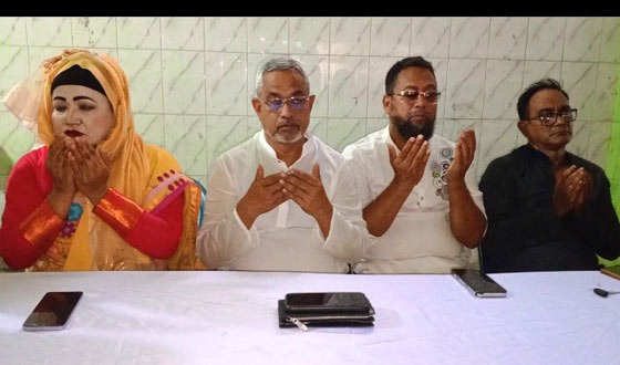 টাঙ্গাইলে বেগম জিয়ার জন্মদিনে এডভোকেট মমতাজ করিমের বাস ভবনে মিলাদ