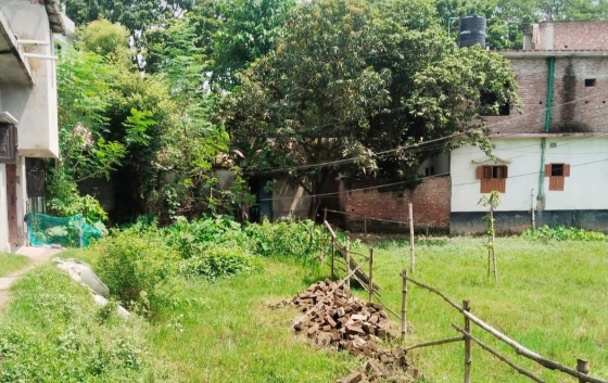 তানোরে বণিক সমিতির সভাপতির স্ত্রীর নামে আদালতে চুক্তি প্রবলের মামলা