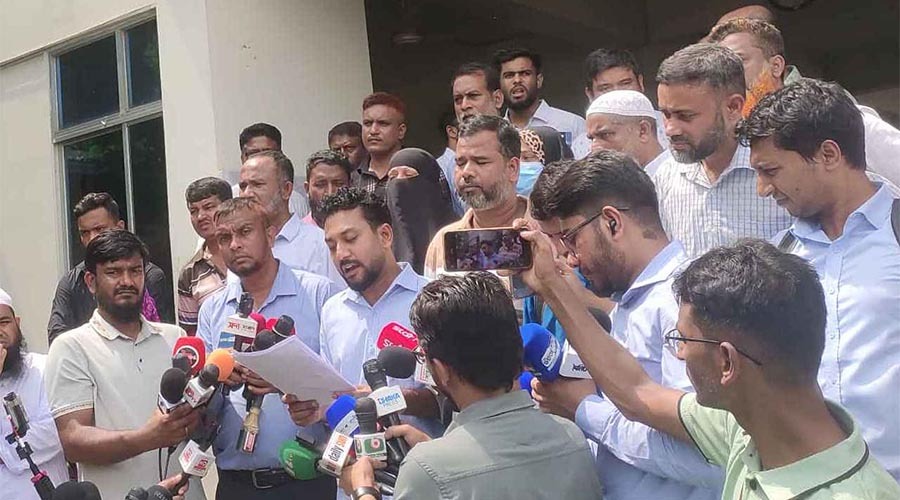 বিমান দুর্ঘটনার স্মারকলিপি মাইলস্টোন কর্তৃপক্ষ নিলো না, ক্ষতিগ্রস্ত পরিবারে ক্ষোভ