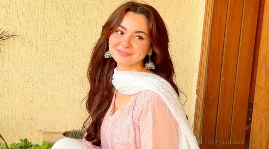 বিশ্বের সুন্দরী অভিনেত্রীর তালিকায় তৃতীয় হলেন হানিয়া