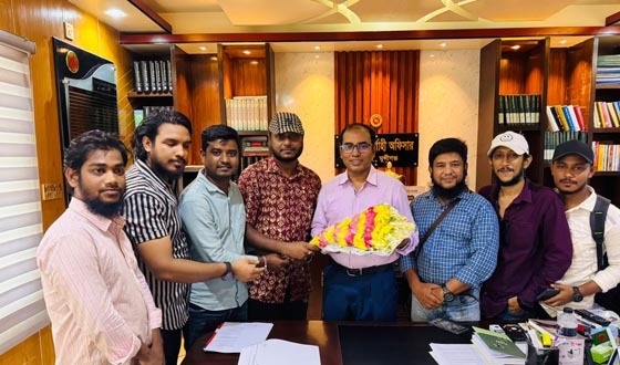 লৌহজং উপজেলা প্রেসক্লাবের সদস্যদের ইউএনও, এসি ল্যান্ড ও ওসির সাথে মতবিনিময়