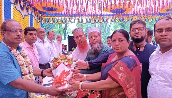 বিদায় নিলেন দিঘলিয়া উচ্চ বিদ্যালয়ের সিনিয়র শিক্ষক শ্রীশ চন্দ্র ঘোষ