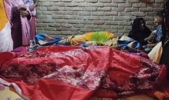 নাচোলে বিদ্যুৎস্পৃষ্ট হয়ে হয়ে মা ও মেয়ের মৃত্যু