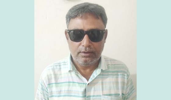 চিরিরবন্দরে আওয়ামীলীগ নেতা সাবেক ইউপি চেয়ারম্যান আটক