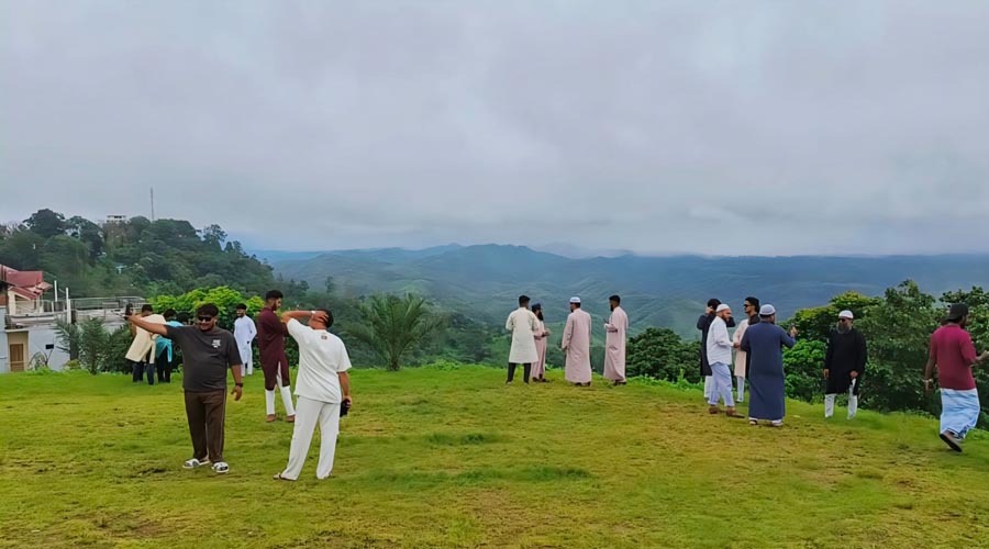 সাজেক ভ্যালিতে পর্যটকের উপচে পড়া ভিড়