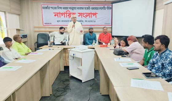 সাতক্ষীরায় জলবায়ু উদ্বাস্তুদের ঠাঁই হচ্ছে বস্তিতে, আবাসন সংকট