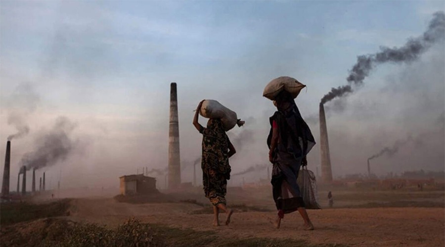 বায়ুদূষণে বাংলাদেশিদের আয়ু কমছে: একিউএলআইয়ের প্রতিবেদন