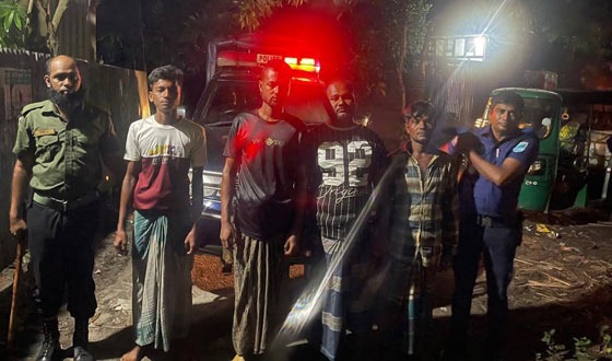 লৌহজংয়ে অবৈধ ড্রেজার বিরোধী অভিযান, জরিমানা ও কারাদণ্ড