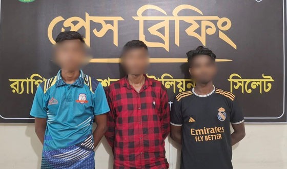 শায়েস্তাগঞ্জে ৩০ কেজি গাজাসহ আটক ৩