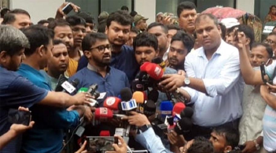 নুরের ওপর হামলা: আইএসপিআরের বক্তব্য প্রত্যাখ্যান গণঅধিকার পরিষদের