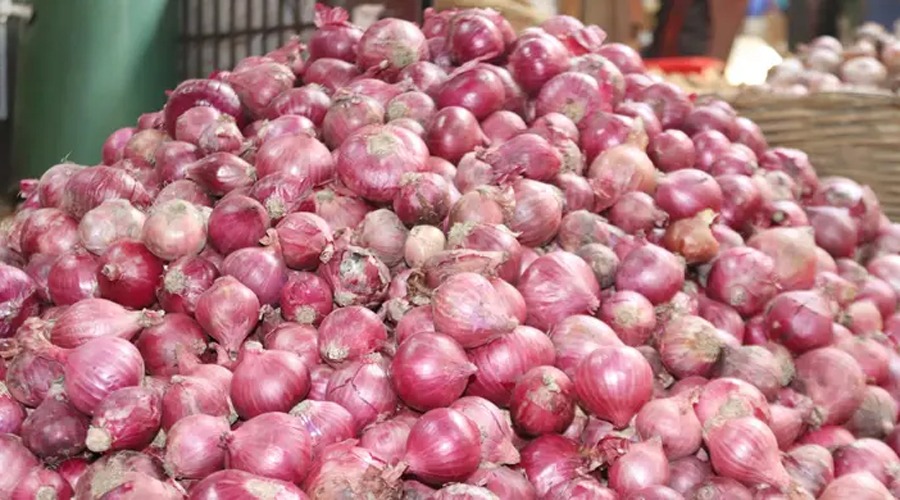 পেঁয়াজের দাম কমার সম্ভাবনা—সীমিত আকারে আমদানির অনুমতি দিচ্ছে সরকার