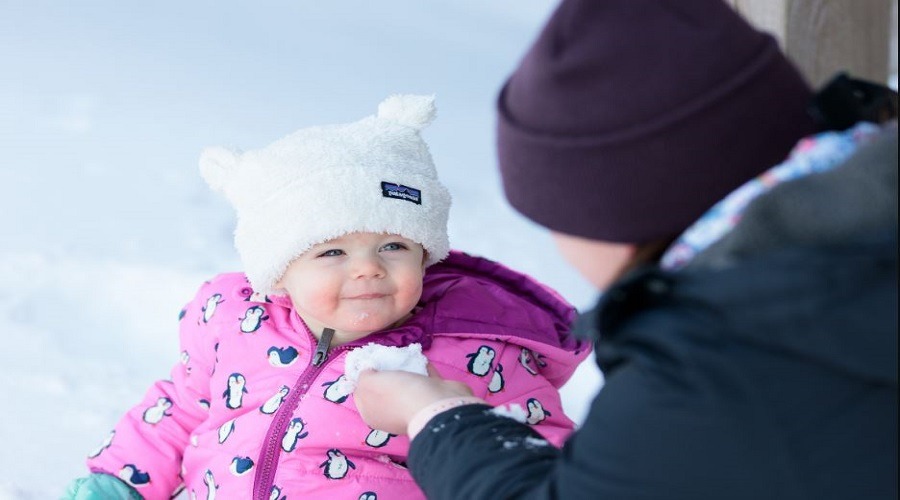 শীতে শিশুর স্বাস্থ্য সুরক্ষায় করনীয়