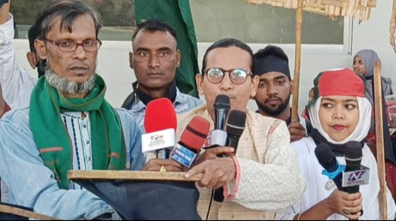 বাংলাদেশ বিরোধীরা ক্ষমতায় আসতে মরিয়া : মোমিন মেহেদী