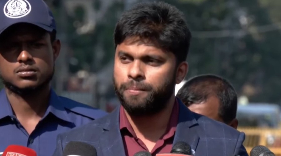 হাদির চিকিৎসক বলেন, আমাদের জীবন হুমকির মুখে—ভারত থেকে হুমকি আসছে